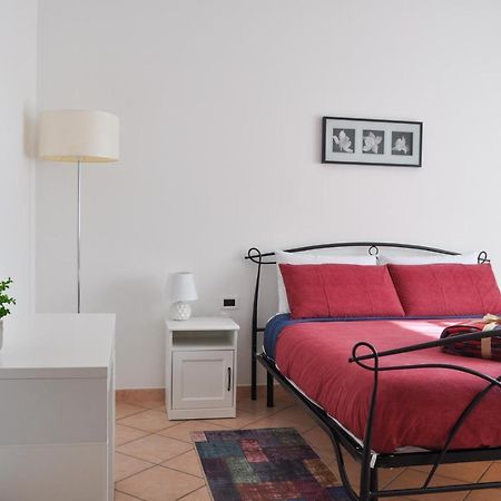 B&B Sarita'S Rooms Certosa di Pavia Luaran gambar