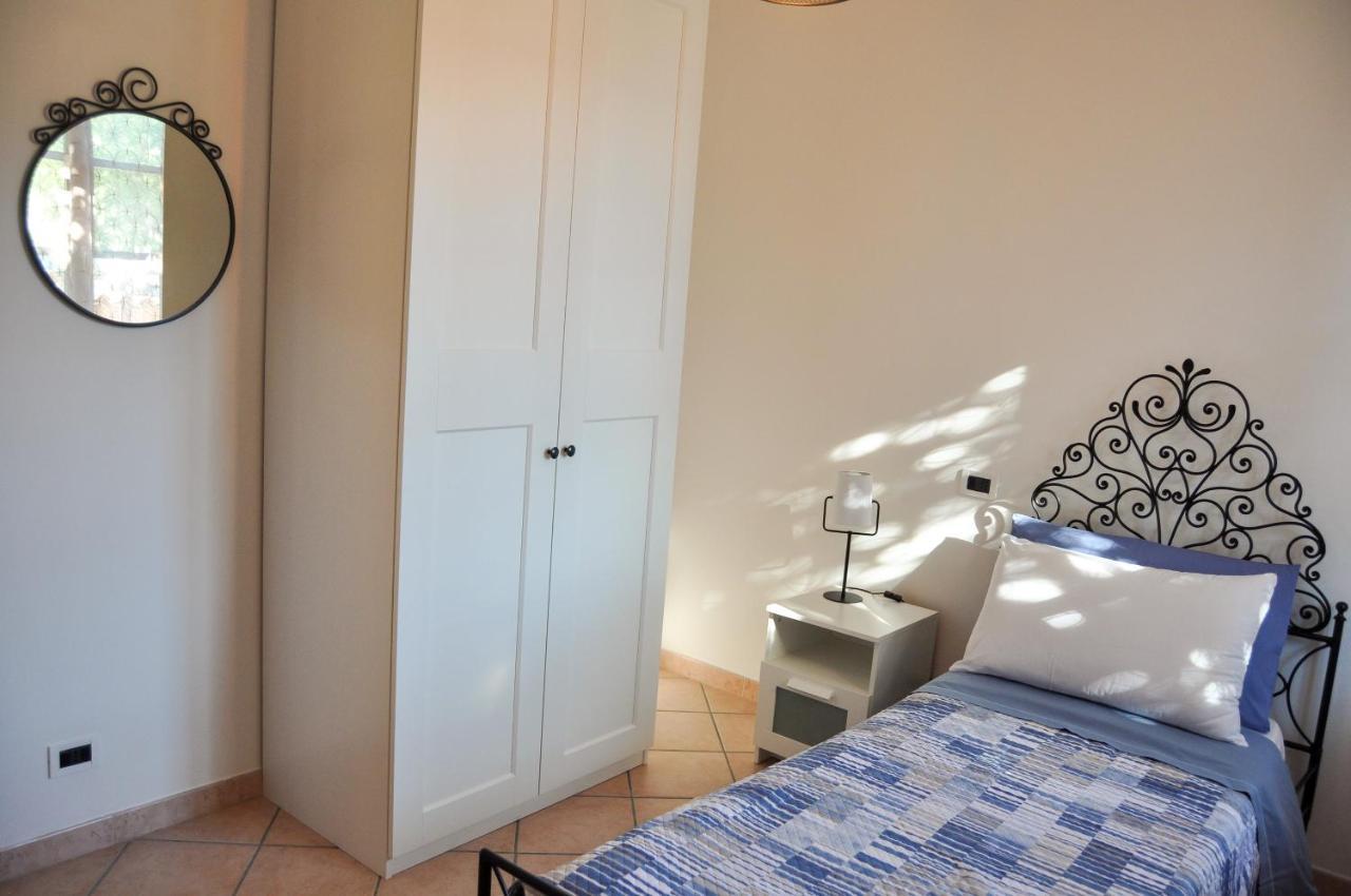 B&B Sarita'S Rooms Certosa di Pavia Luaran gambar